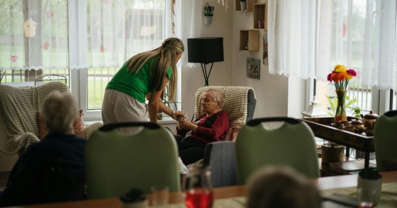 Nursing care at home Sydney - registered nurse visiting elderly patient in Bankstown